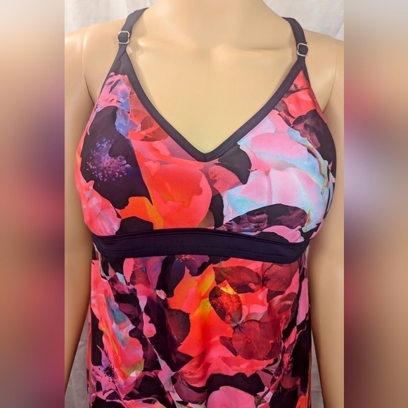 NWOT Athleta Racerback Dress Medium Multicolor - Picture 2 of 7